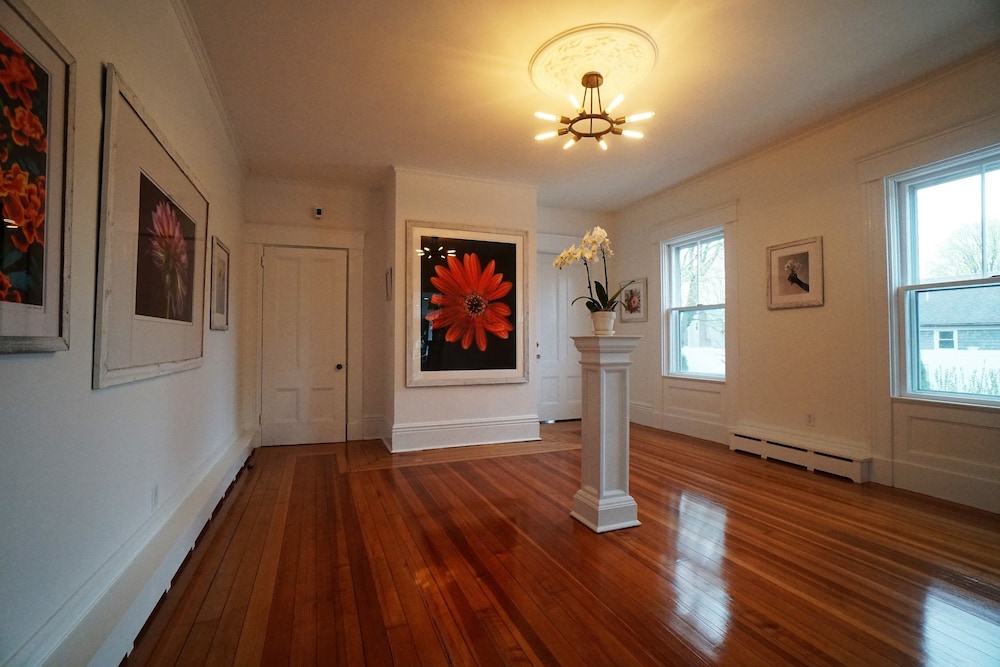 Sea Street Inn - photo 44