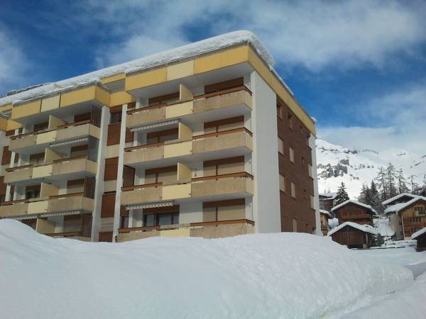 Baron Baronesse Apartments — 4-Star Luxury Hotel in Leukerbad, Switzerland