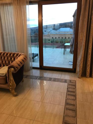 Lesya Apartment with Terrace