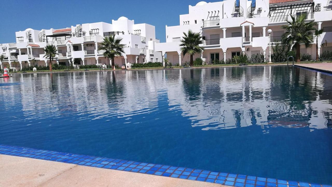 2 Bed Flat Sleeps 5 Pets Pool Parking — 4-Star Luxury Hotel in Saidia, Morocco