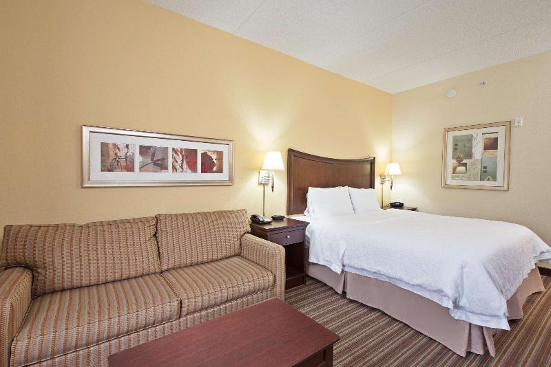 Hampton Inn by Hilton Gainesville Haymarket - photo 24