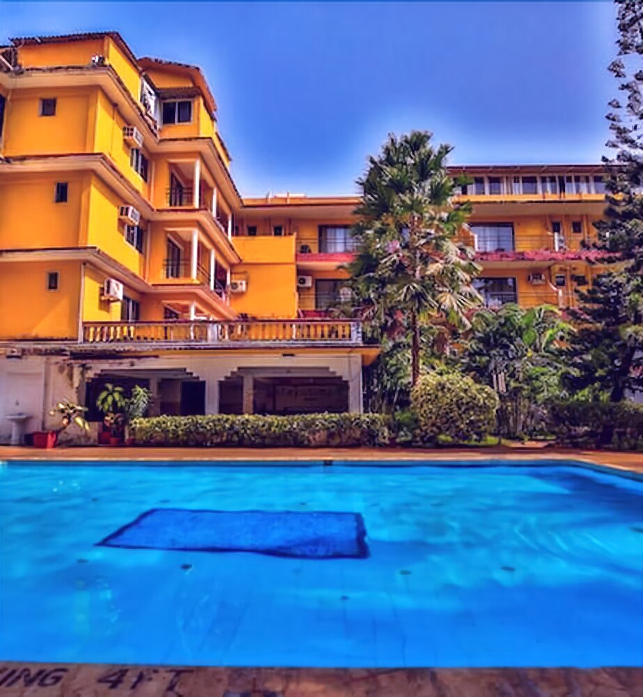 Peninsula Beach Resort — hotel in Calangute