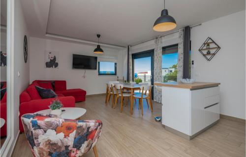 Amazing Apartment In Baska Voda — Baska Voda — photo 3