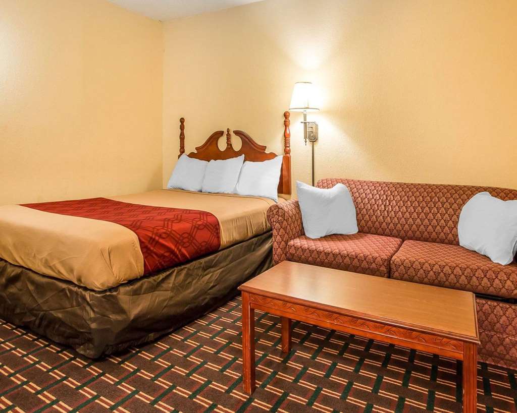 Rodeway Inn Montpelier - photo 20