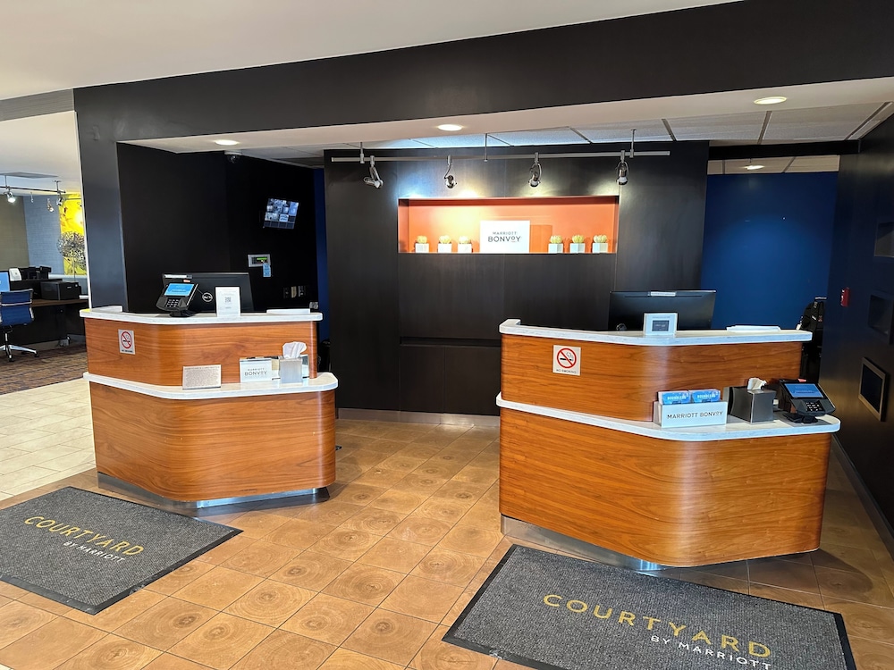 Courtyard by Marriott Chicago Glenview Northbrook - photo 2