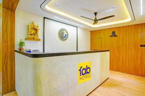 FabHot Royal Manor Hospital Chowk in Rajkot, India