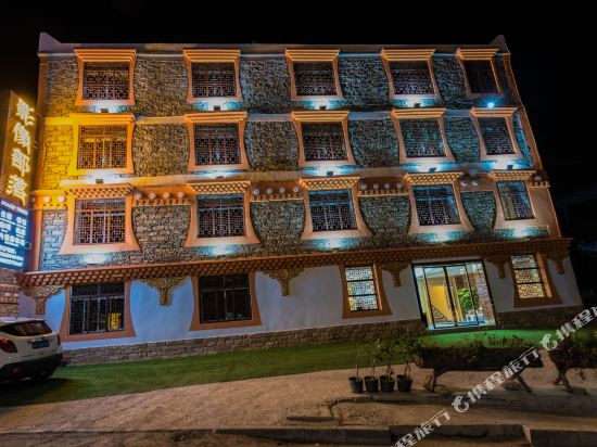 Light and Shadow Memory lnn in Meixing, People's Republic of China