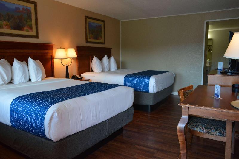 Travelodge by Wyndham Trinidad - photo 8