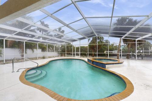 Anna Maria's Finest - photo 23