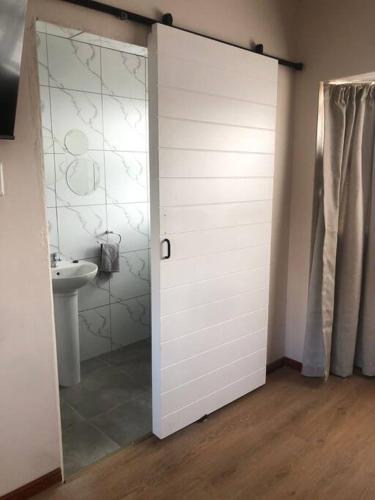 Entire Spacious Guest suite in Cape Town
