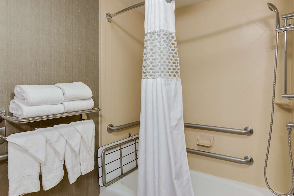 Hampton Inn & Suites Mt. Juliet - photo 47
