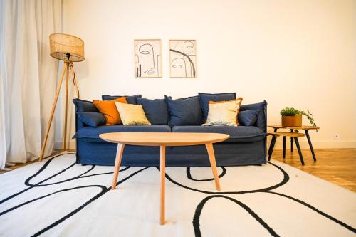 Cozy apartment in Paris 15 & Eiffel Tower - last minute hotel in Paris