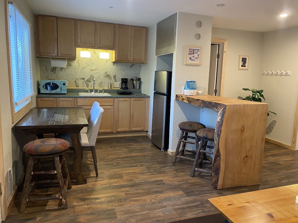 Cinnamon Bear Inn - photo 66