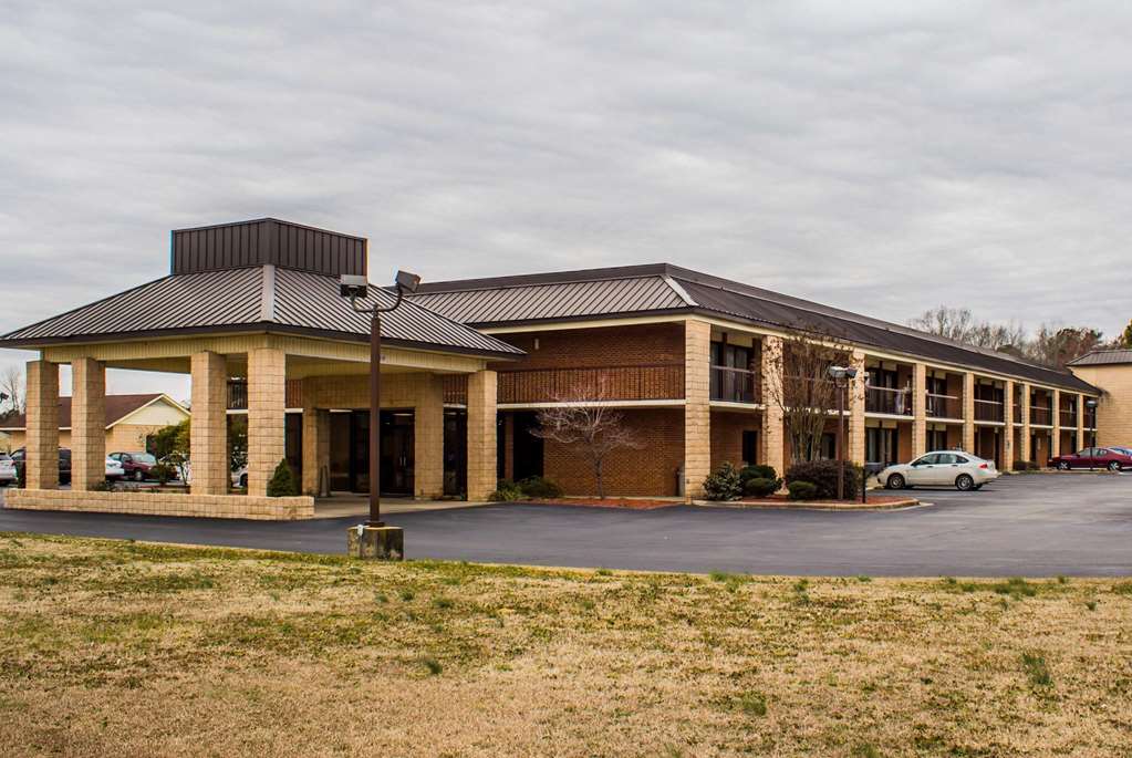 Quality Inn Kinston Hwy 70 — hotel in Kinston