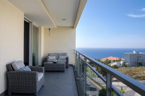 GuestReady Scenic Retreat with Seaview — 4-Star Luxury Hotel in Funchal, Portugal