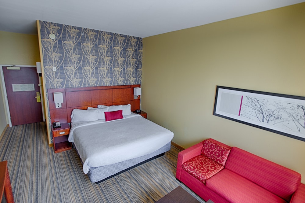 Courtyard by Marriott Fargo Moorhead MN - photo 4