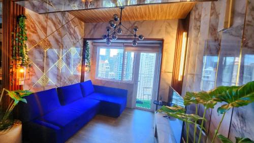 Family Suites Self Service Condo Unit in Jazz Residences Makati — 4-Star Luxury Hotel in Manila, Philippines
