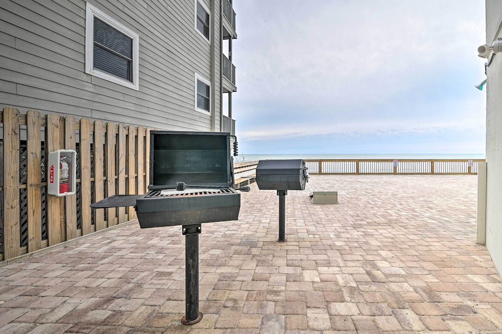 Oceanfront Oasis w Deck and Resort Beach Access - photo 20