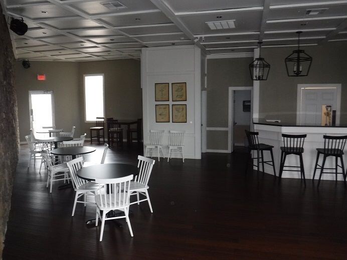 Colonial Mountain Inn - photo 38