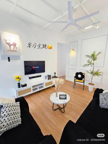 HeyLavie 8pax FREE Netflix Game in Kluang, Malaysia