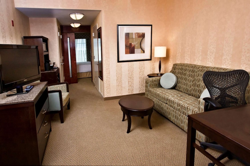 Hilton Garden Inn Aberdeen - photo 17