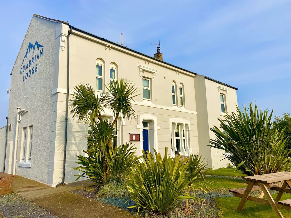Cumbrian Lodge — 4-Star Luxury Hotel in Seascale, United Kingdom