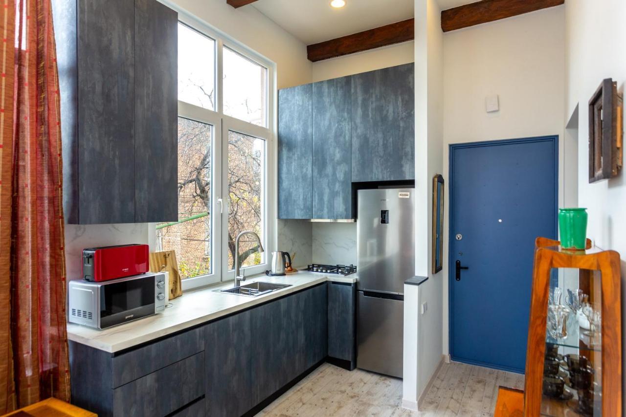 Central Tbilisi Apt with City Views by Wehost