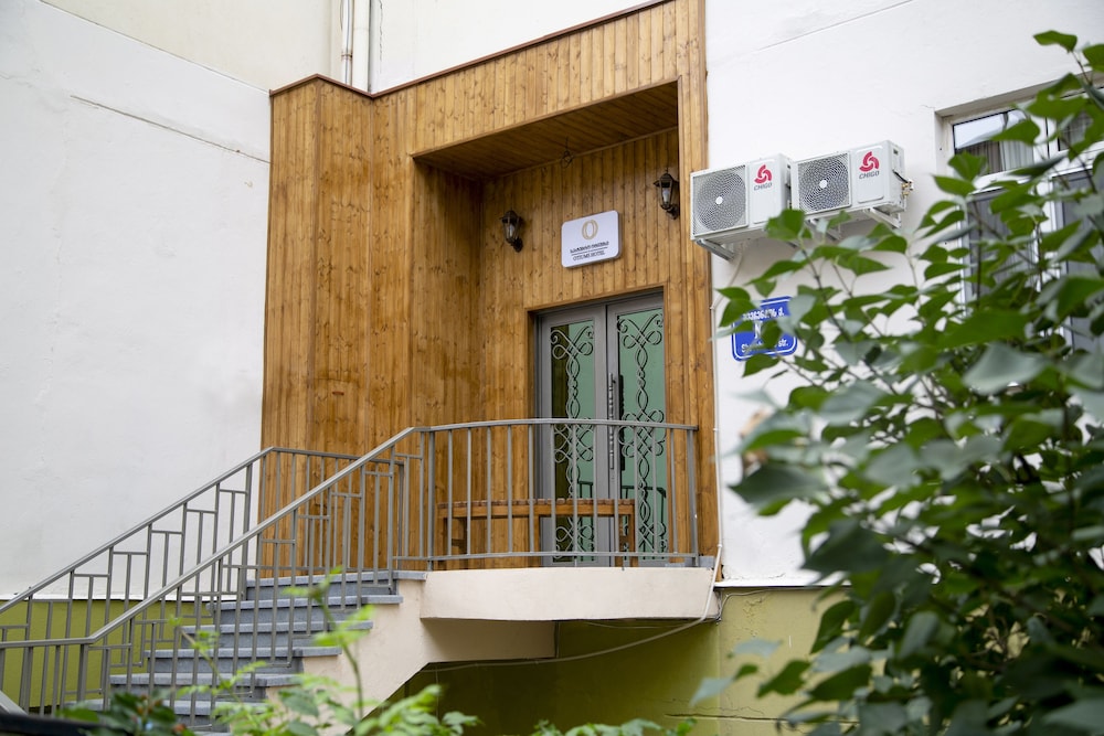 Good Apartment