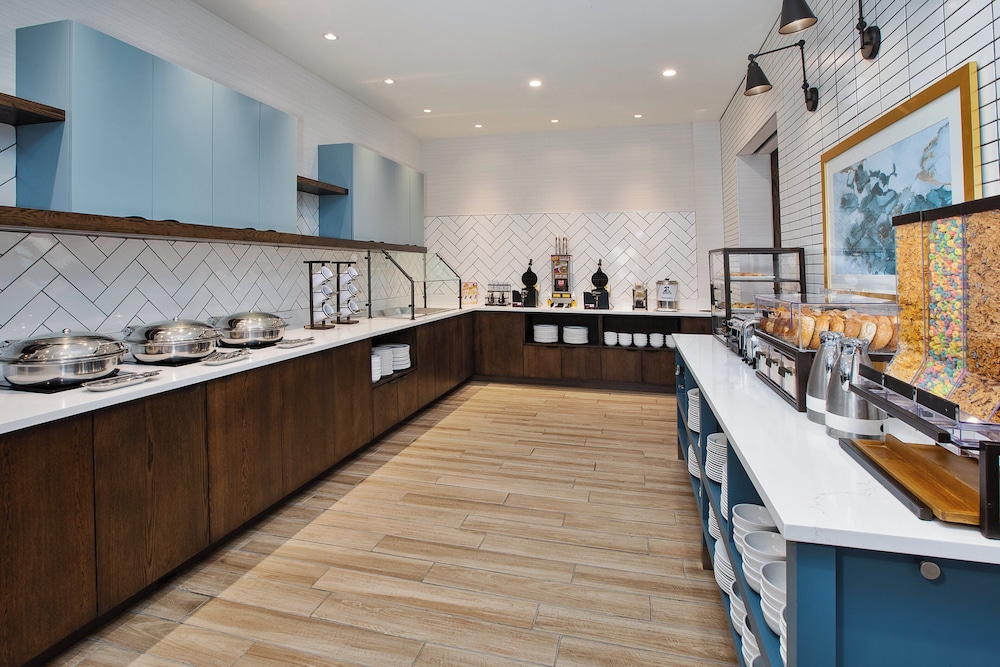Staybridge Suites Grand Rapids South by IHG - photo 32