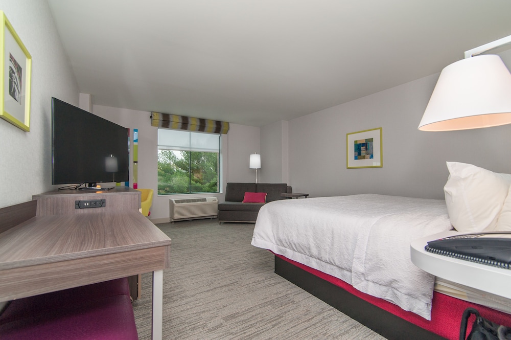 Hampton Inn Norwich - photo 8