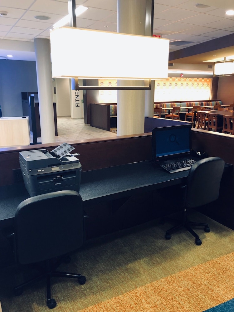 Fairfield Inn & Suites by Marriott Decorah - photo 34
