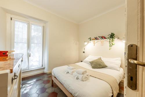 San Gottardo Apartment Close to Navigli and Duomo — 4-Star Luxury Hotel in Milan, Italy