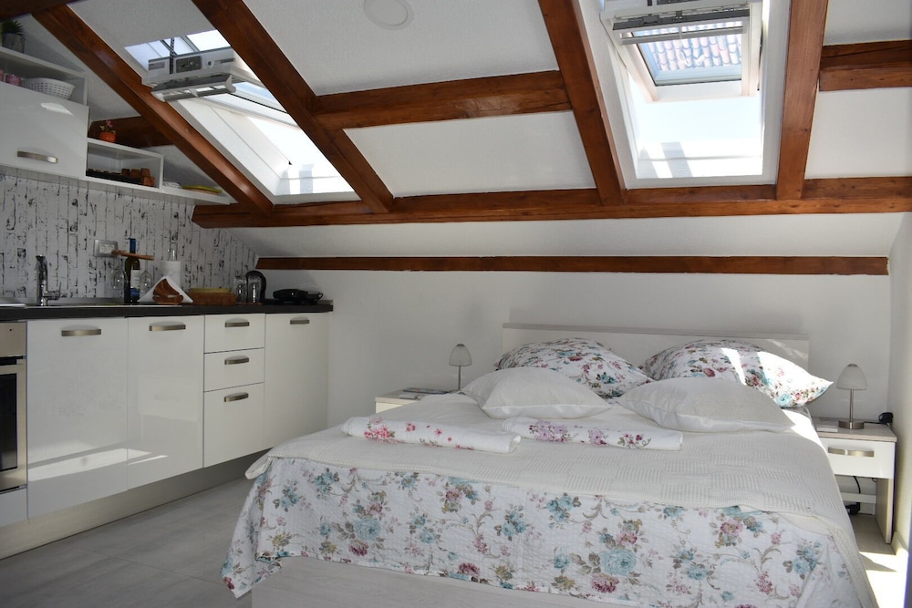 Dante Apartment — 4-Star Luxury Hotel in Split, Croatia
