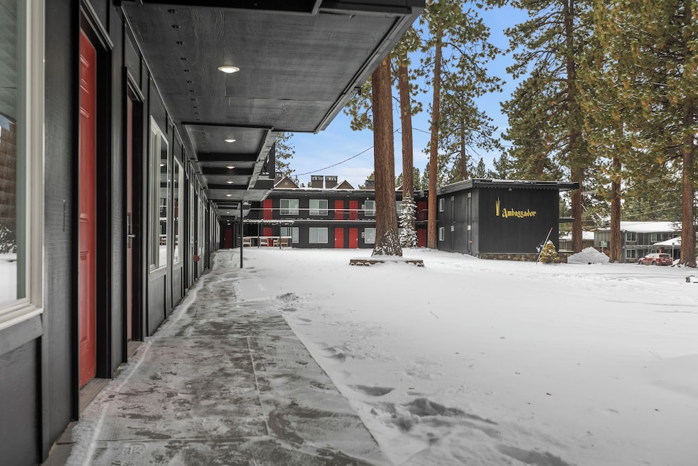 Ambassador Lake Tahoe - photo 9