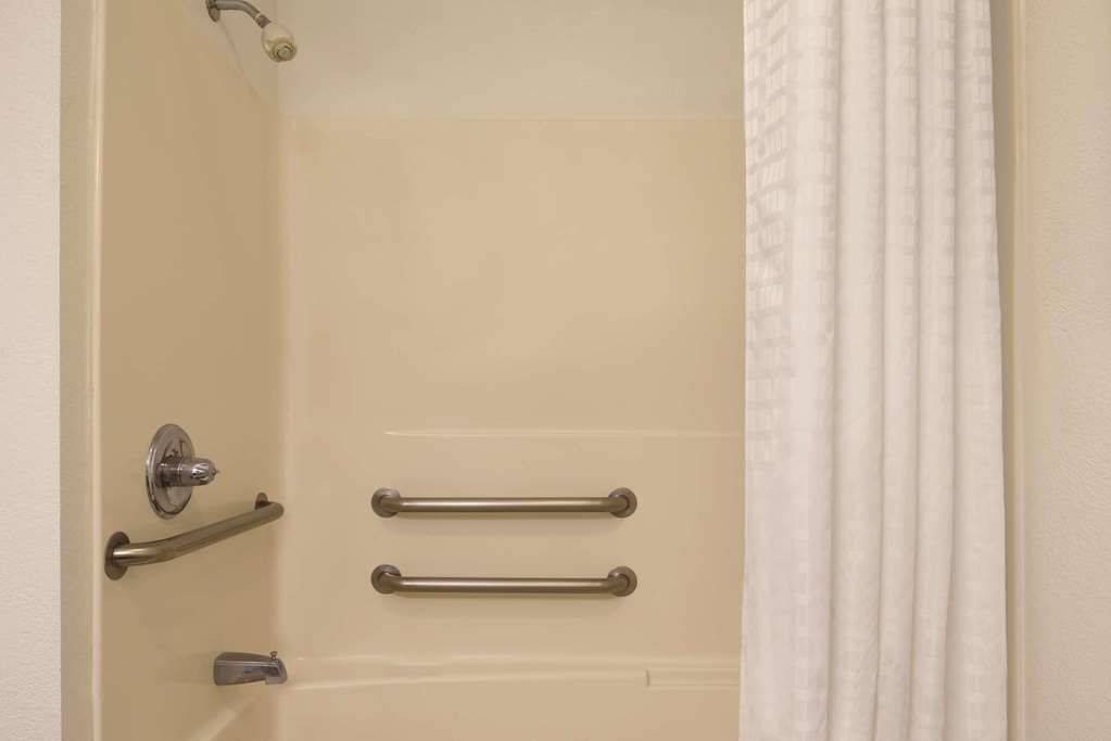 Country Inn & Suites by Radisson Germantown WI - photo 9