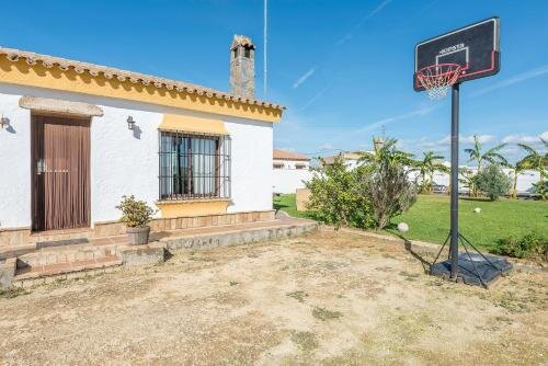 Casa Layda Sólo Familias — 4-Star Luxury Hotel in Conil De La Frontera, Spain