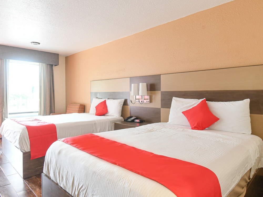 Hotel Shenandoah Woodlands Mall - photo 14
