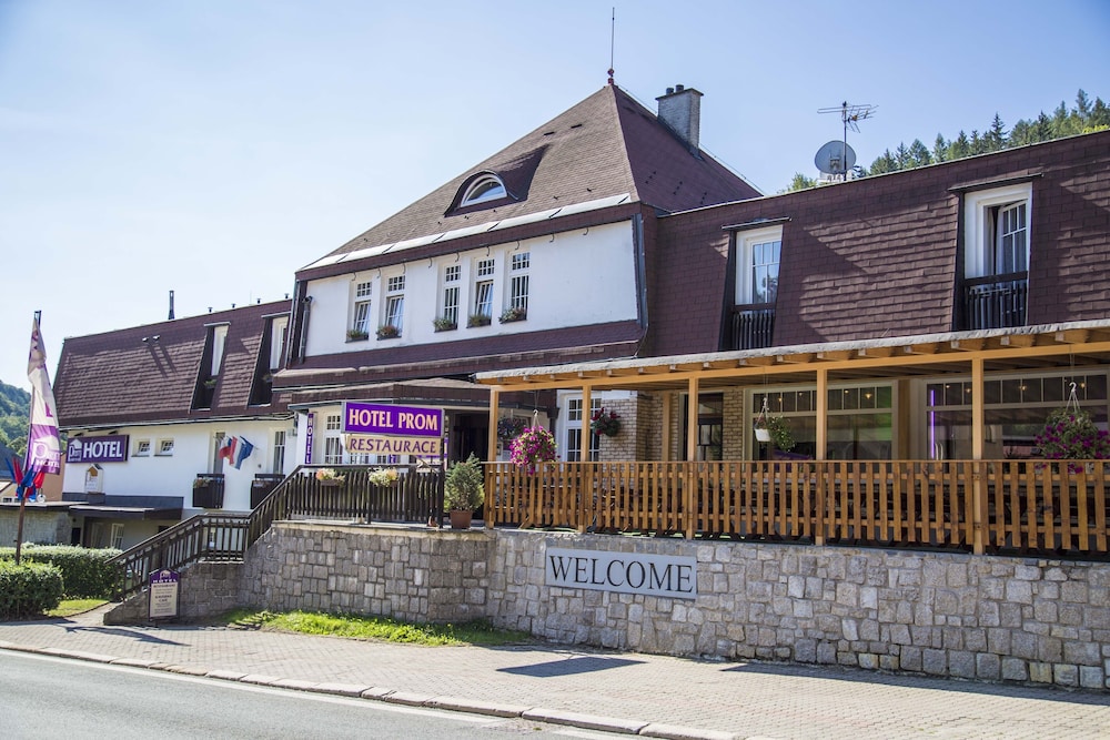 Hotel Prom in Svoboda Nad Upou, Czech Republic