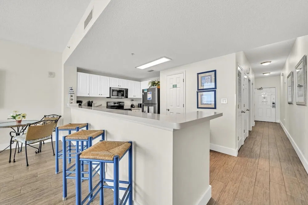 Majestic Beach Towers 1 1014 - photo 21
