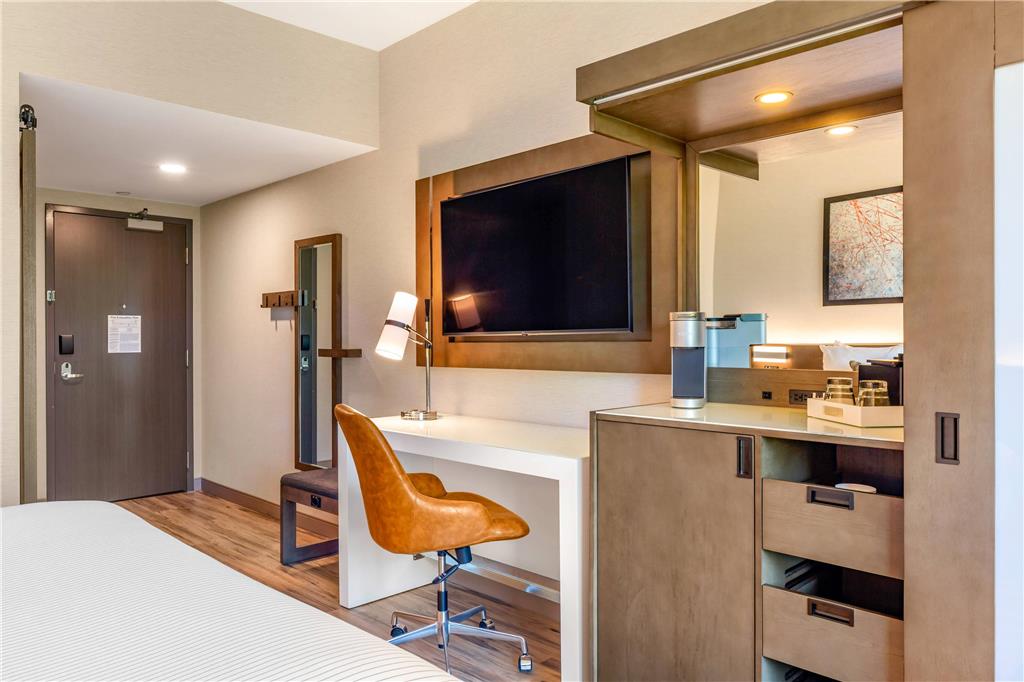 Cambria Hotel New Haven University Area - photo 15