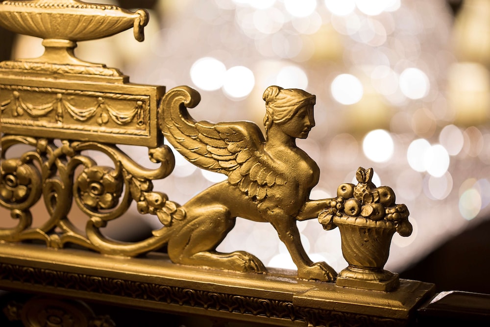 Amway Grand Plaza Curio Collection by Hilton - photo 51