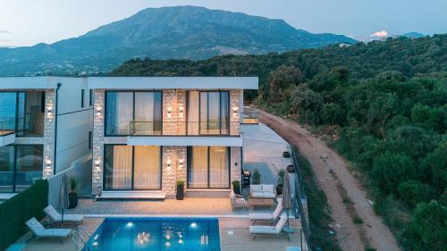 Omena Luxury Villas — 4-Star Luxury Hotel in Bar, Montenegro