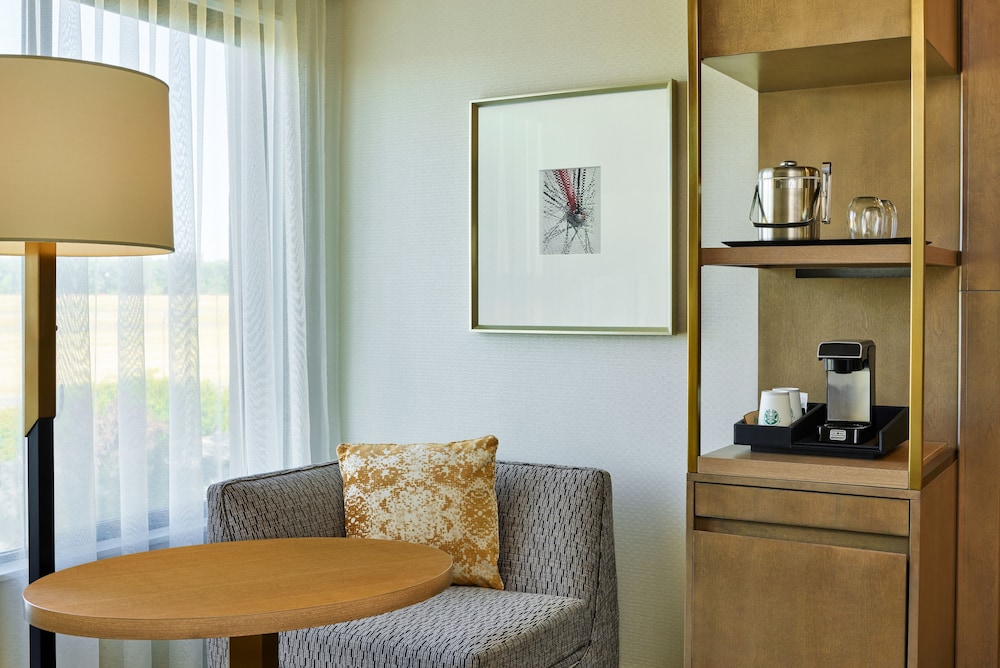 Sheraton Portland Airport Hotel - photo 5