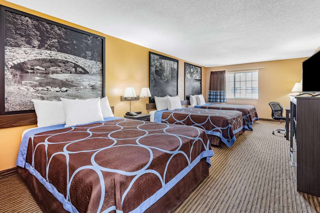 Super 8 by Wyndham Fort Dodge IA - photo 36
