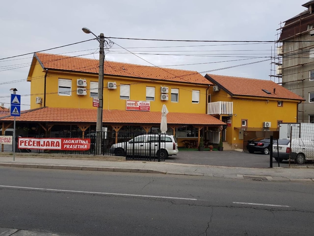 Di Camera Uno - carbon neutral hotel in Belgrade