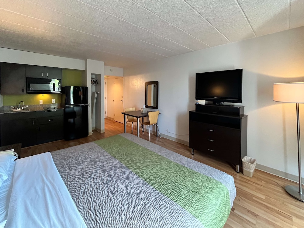 Studio 6 Suites Clarion PA - photo 7