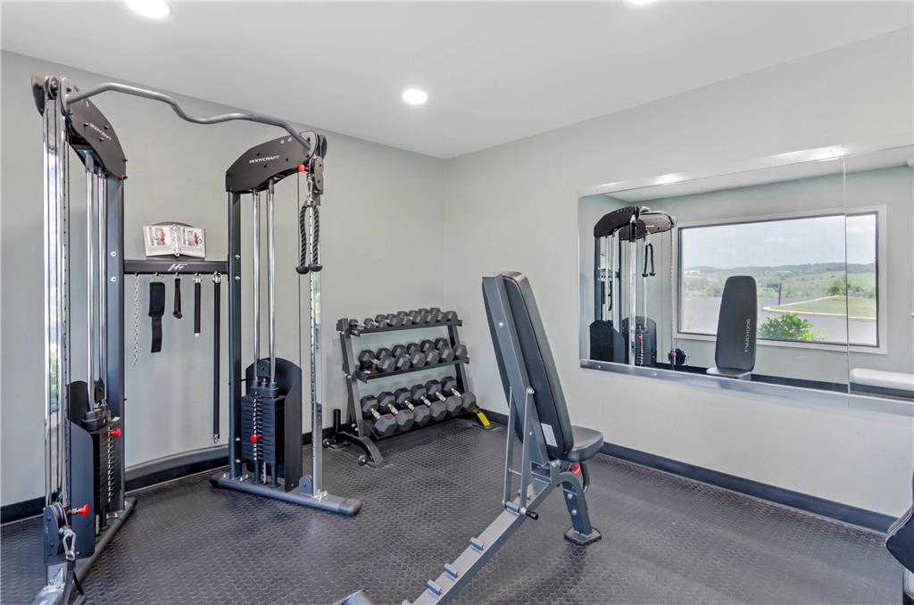Suburban Studios Verona Staunton North - photo 24