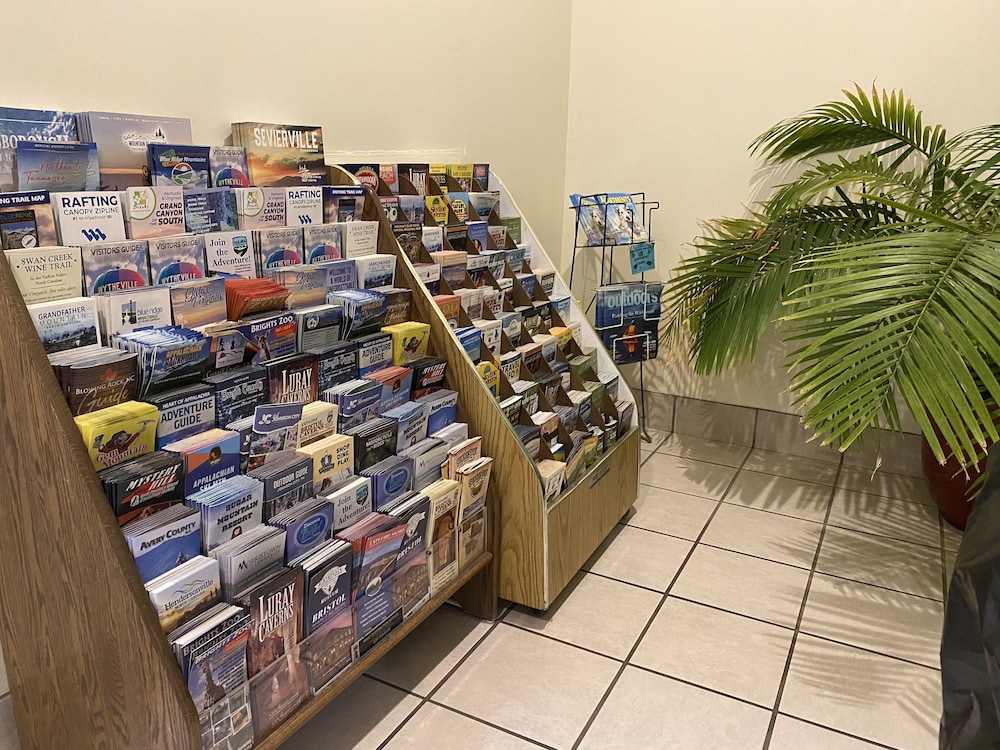 Knights Inn & Suites Dublin - photo 2