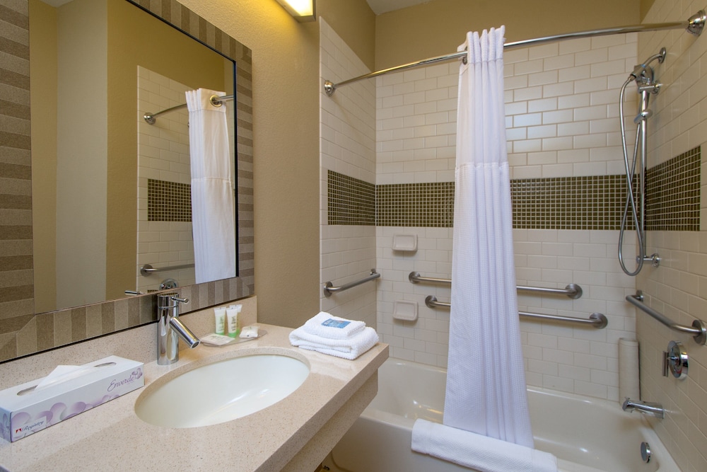 Staybridge Suites Longview by IHG - photo 17