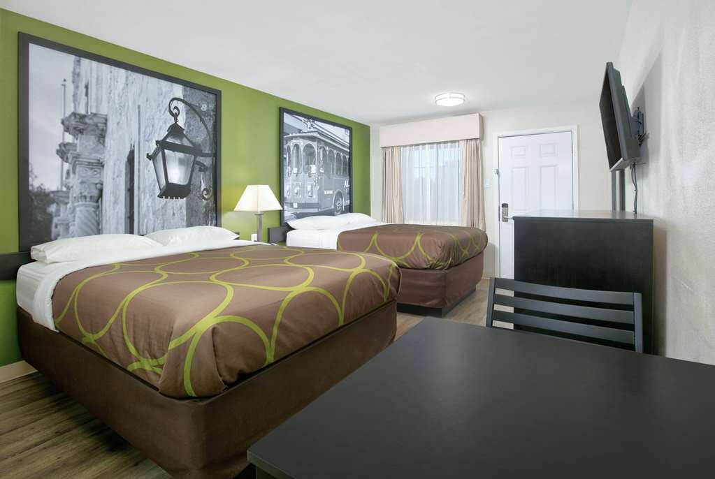 Super 8 by Wyndham Palestine - photo 16